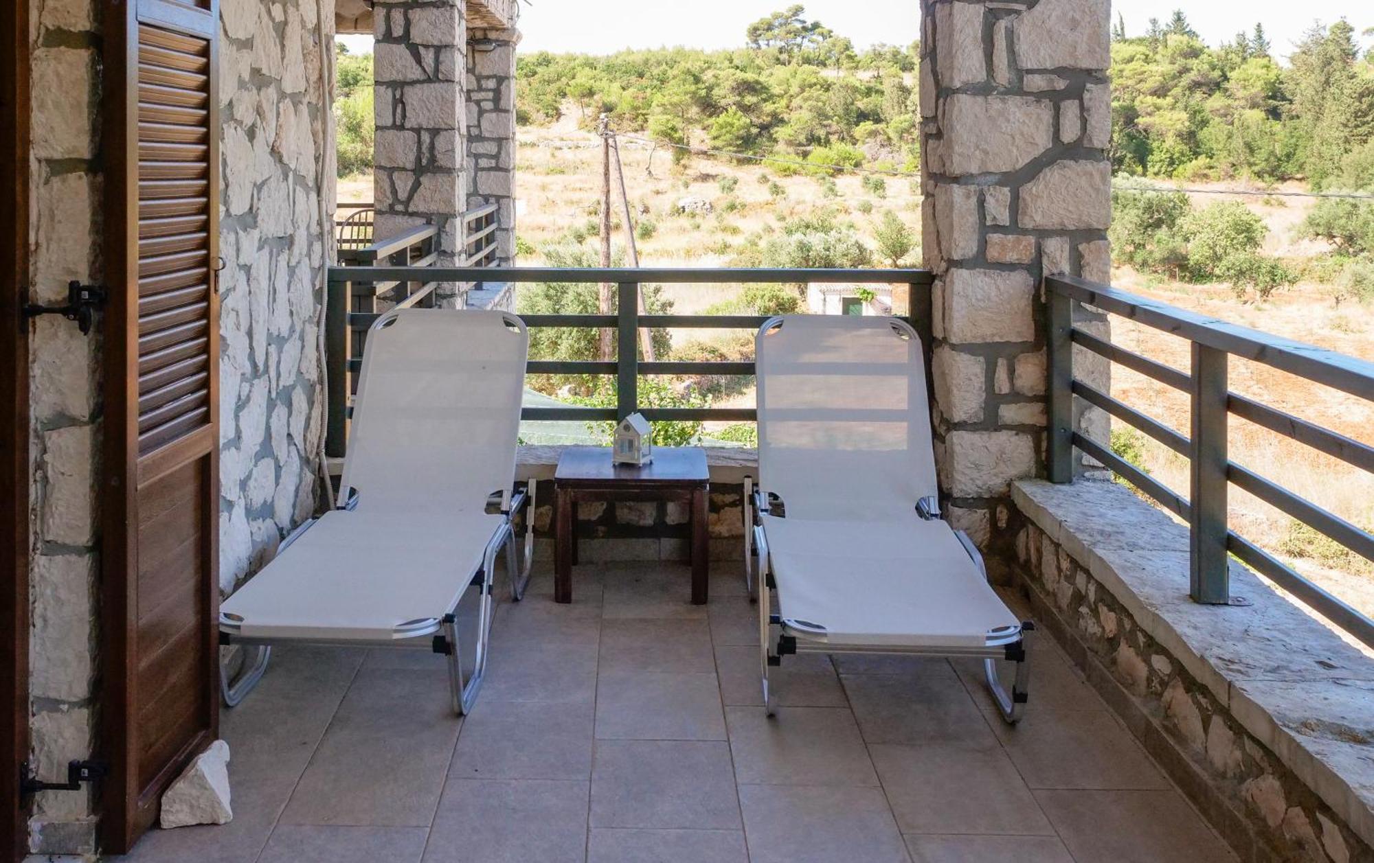 Fterini Apartments Sterna & Alletri Agios Leon Екстер'єр фото